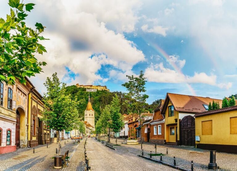 Bucharest: Bran & Peles Castle with Rasnov Citadel Day Trip - Peles Castle in Sinaia: royal opulence with museum logic