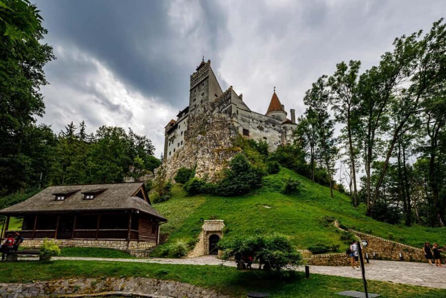 Bucharest : Dracula Castle, Peles Castle and Brasov Day Trip - Timing, Tickets, and the Realities of a 12-Hour Day