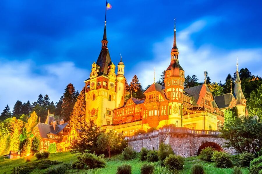 Bucharest: Peles & Dracula's Castle and Brasov Full-Day Trip - A full day of castles and medieval Brașov