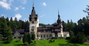 From Brasov: Peles Castle, Bran Castle & Cantacuzino Castle - Your Ride: Mercedes Comfort, WiFi, and a Calm Start