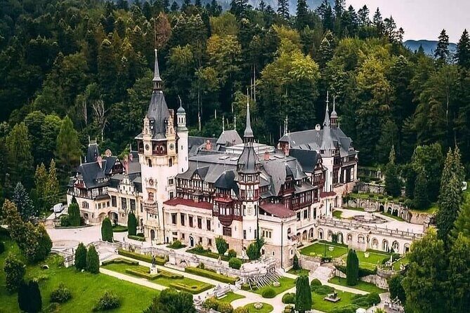 Private Tour to Dracula's Castle, Brașov City & Peleș Castle - Peleș Castle: the ticket rule you can’t ignore