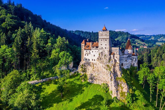 Transylvania and Dracula Castle Full Day Tour from Bucharest - From University Square to Transylvania: The Day’s Real Schedule